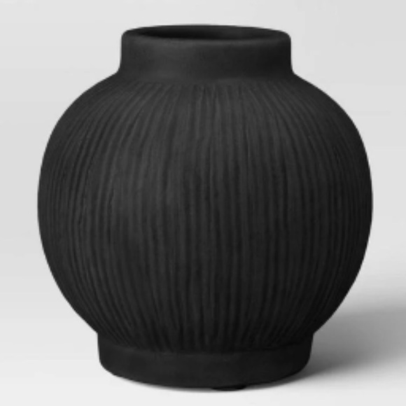 THRESHOLD NWT round ceramic vase -black - Picture 1 of 4